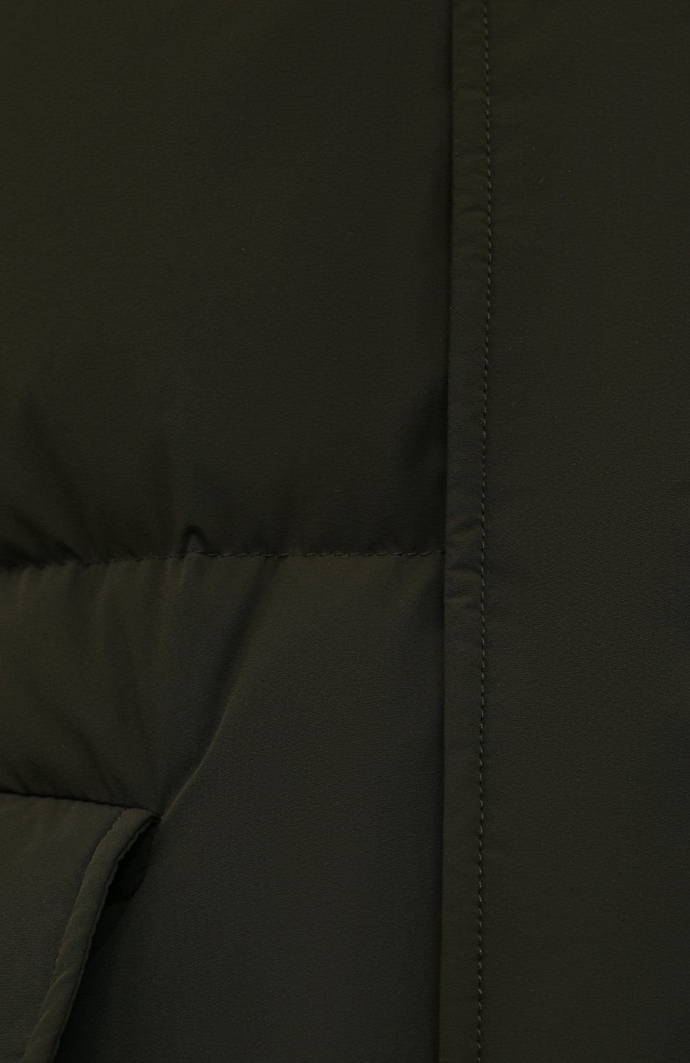 Мужская пуховик ASPESI хаки цвета, арт. W1 I 1I11 L589 | Фото 5 (Кросс-КТ: Куртка; Мужское Кросс-КТ: пуховик-короткий; Рукава: Длинные; Длина (верхняя одежда): До середины бедра; Материал внешний: Синтетический материал; Стили: Милитари, Спорт-шик, Кэжуэл; Материал подклада: Синтетический материал; Материал утеплителя: Пух и перо)