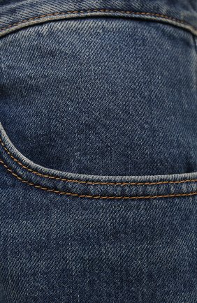 Женские джинсы MAISON MARGIELA тёмно-голубого цвета, арт. S51LA0147/S30561 | Фото 5 (Кросс-КТ: Деним; Длина (брюки, джинсы): Стандартные; Силуэт Ж (брюки и джинсы): Прямые; Региональные ограничения белый список (Axapta Mercury): RU; Материал внешний: Хлопок, Деним; Детали: Потертости; Стили: Кэжуэл)