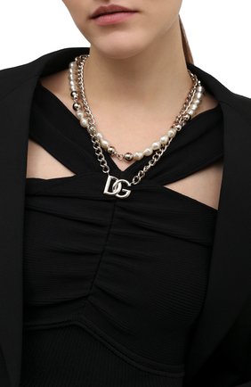 Женское колье DOLCE & GABBANA серебряного цвета по цене 95350 руб., арт. WNN8P3/W1111 | Фото 2 Женское колье DOLCE & GABBANA серебряного цвета, арт. WNN8P3/W1111 | Фото 2 (Материал: Металл)