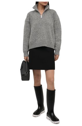 Женские сапоги GIA COUTURE черного цвета по цене 21900 руб., арт. GI0VE-BIS B 184 | Фото 2 Женские сапоги GIA COUTURE черного цвета, арт. GI0VE-BIS B 184 | Фото 2 (Каблук высота: Низкий; Подошва: Платформа; Материал внутренний: Текстиль; Высота голенища: Средние; Материал внешний: Резина, Пластик; Материал утеплителя: Без утеплителя)