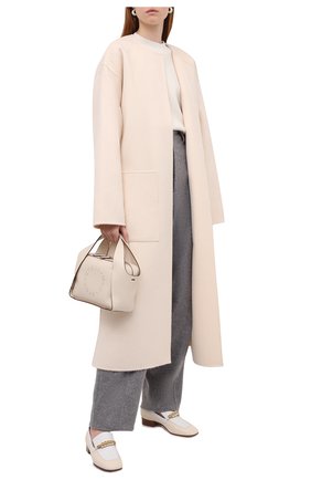 Женская сумка stella logo STELLA MCCARTNEY белого цвета по цене 59950 руб., арт. 700267/W8542 | Фото 3 Женская сумка stella logo STELLA MCCARTNEY белого цвета, арт. 700267/W8542 | Фото 3 (Сумки-технические: Сумки через плечо, Сумки top-handle; Ремень/цепочка: На ремешке; Материал: Текстиль, Экокожа; Размер: small)