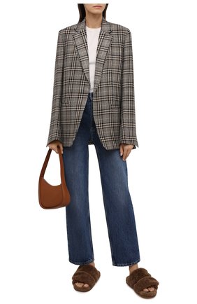 Женские сандалии из овчины DRIES VAN NOTEN бежевого цвета по цене 54250 руб., арт. WW212/233/QU901 | Фото 2 Женские сандалии из овчины DRIES VAN NOTEN бежевого цвета, арт. WW212/233/QU901 | Фото 2 (Материал внешний: Натуральный мех; Подошва: Платформа; Материал утеплителя: Натуральный мех)