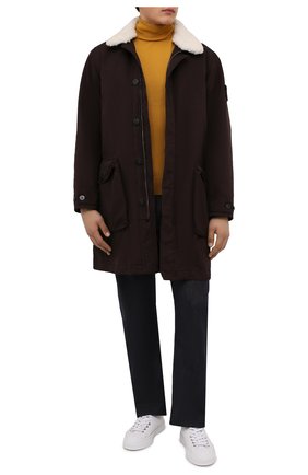 Мужская утепленная куртка STONE ISLAND темно-коричневого цвета по цене 158500 руб., арт. 751570749 | Фото 2 Мужская утепленная куртка STONE ISLAND темно-коричневого цвета, арт. 751570749 | Фото 2 (Материал утеплителя: Шерсть; Материал внешний: Синтетический материал; Рукава: Длинные; Длина (верхняя одежда): До середины бедра; Стили: Кэжуэл; Мужское Кросс-КТ: утепленные куртки; Кросс-КТ: Куртка)