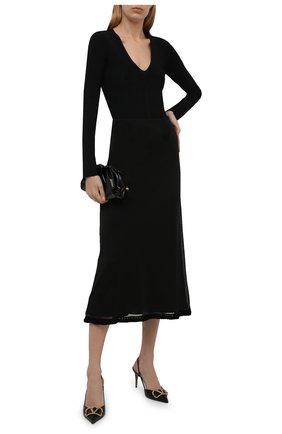 Женская шелковая юбка JIL SANDER черного цвета по цене 89950 руб., арт. JSWT754315-WTY28058 | Фото 2 Женская шелковая юбка JIL SANDER черного цвета, арт. JSWT754315-WTY28058 | Фото 2 (Материал подклада: Вискоза; Материал внешний: Шелк; Стили: Минимализм; Женское Кросс-КТ: Юбка-одежда; Длина Ж (юбки, платья, шорты): Миди)