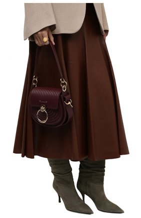 Женская сумка tess small CHLOÉ бордового цвета по цене 153000 руб., арт. CHC21WS153F29 | Фото 2 Женская сумка tess small CHLOÉ бордового цвета, арт. CHC21WS153F29 | Фото 2 (Размер: small; Ремень/цепочка: На ремешке; Материал: Натуральная кожа; Сумки-технические: Сумки через плечо)
