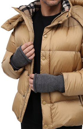 Мужские шерстяные митенки MAISON MARGIELA серого цвета по цене 12450 руб., арт. S51TS0055/S17844 | Фото 2 Мужские шерстяные митенки MAISON MARGIELA серого цвета, арт. S51TS0055/S17844 | Фото 2 (Материал: Шерсть; Кросс-КТ: Трикотаж)