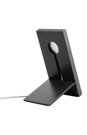 Подставка native union rise dock для magsafe NATIVE UNION черного цвета по цене 7490 руб., арт. RISE-DOCK-BLK-NP | Фото 4 Подставка native union rise dock для magsafe NATIVE UNION черного цвета, арт. RISE-DOCK-BLK-NP | Фото 4 (Региональные ограничения белый список (Axapta Mercury): RU)