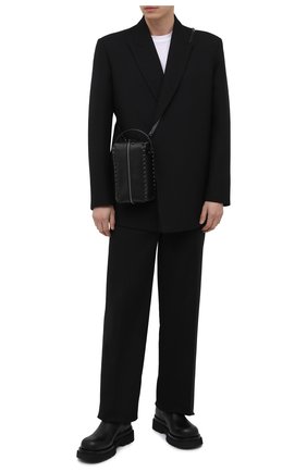 Мужская кожаная сумка rockstud alcove VALENTINO черного цвета по цене 230500 руб., арт. WY0B0B33/TLL | Фото 3 Мужская кожаная сумка rockstud alcove VALENTINO черного цвета, арт. WY0B0B33/TLL | Фото 3 (Материал: Натуральная кожа; Ремень/цепочка: На ремешке; Размер: small)