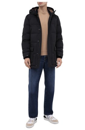 Мужская пуховик BRIONI темно-синего цвета по цене 530000 руб., арт. SUP10L/P0901 | Фото 2 Мужская пуховик BRIONI темно-синего цвета, арт. SUP10L/P0901 | Фото 2 (Длина (верхняя одежда): До середины бедра; Рукава: Длинные; Материал утеплителя: Пух и перо; Материал внешний: Синтетический материал; Материал подклада: Синтетический материал; Кросс-КТ: Куртка; Мужское Кросс-КТ: пуховик-короткий; Стили: Кэжуэл; Региональные ограничения белый список (Axapta Mercury): RU)