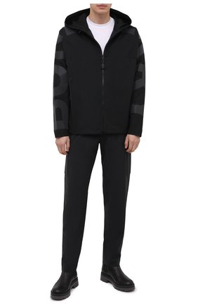 Мужская куртка BURBERRY черного цвета по цене 95950 руб., арт. 8043858 | Фото 2 Мужская куртка BURBERRY черного цвета, арт. 8043858 | Фото 2 (Материал подклада: Синтетический материал; Материал внешний: Синтетический материал; Длина (верхняя одежда): Короткие; Рукава: Длинные; Кросс-КТ: Куртка, Ветровка; Стили: Кэжуэл)