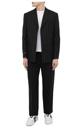 Мужской шерстяной пиджак OFF-WHITE черного цвета по цене 152000 руб., арт. 0MEN024F21FAB002 | Фото 2 Мужской шерстяной пиджак OFF-WHITE черного цвета, арт. 0MEN024F21FAB002 | Фото 2 (Длина (для топов): Стандартные; Материал внешний: Шерсть; Материал подклада: Вискоза; Рукава: Длинные; Случай: Повседневный; Пиджаки М: Прямой; 1-2-бортные: Однобортные; Стили: Гранж)