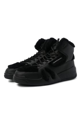 Мужские кожаные кеды talon winter GIUSEPPE ZANOTTI DESIGN черного цвета по цене 82100 руб., арт. RU10052/004 | Фото 1 Мужские кожаные кеды talon winter GIUSEPPE ZANOTTI DESIGN черного цвета, арт. RU10052/004 | Фото 1 (Материал внешний: Натуральный мех; Материал утеплителя: Натуральный мех; Подошва: Массивная)