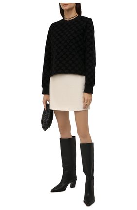 Женский хлопковый свитшот FENDI черного цвета по цене 84550 руб., арт. FS7102 AGU7 | Фото 2 Женский хлопковый свитшот FENDI черного цвета, арт. FS7102 AGU7 | Фото 2 (Материал внешний: Хлопок; Длина (для топов): Стандартные; Рукава: Длинные; Стили: Спорт-шик; Женское Кросс-КТ: Свитшот-одежда)