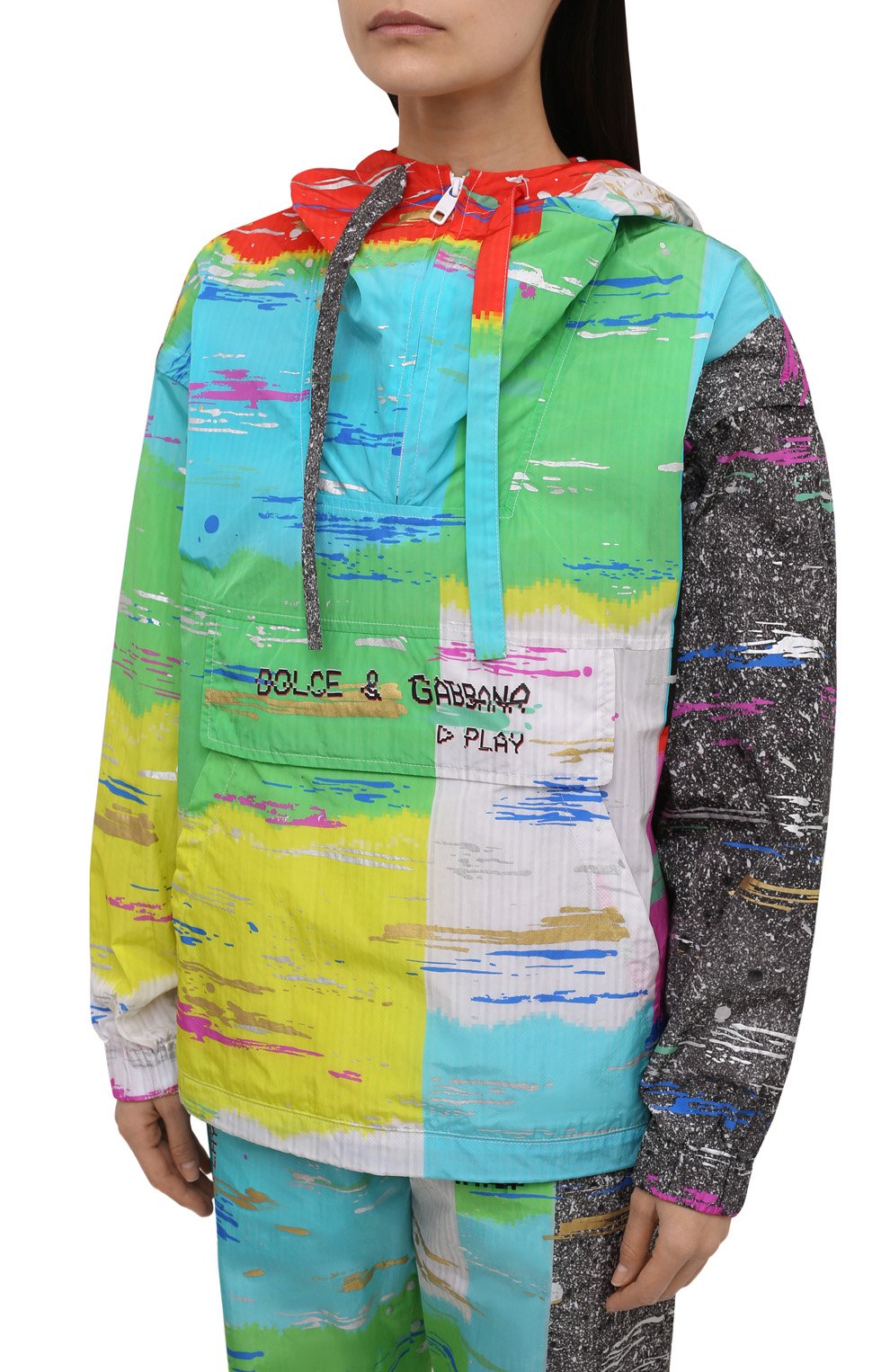 Женская ветровка DOLCE & GABBANA разноцветного цвета, арт. F9L83T/FHMHV | Фото 3 (Кросс-КТ: Куртка, Ветровка; Рукава: Длинные; Материал внешний: Синтетический материал; Стили: Спорт-шик; Материал подклада: Синтетический материал; Длина (верхняя одежда): Короткие)