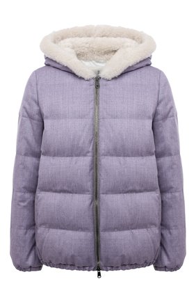 Женская пуховая куртка BRUNELLO CUCINELLI сиреневого цвета по цене 542000 руб., арт. MB5782923 | Фото 1 Женская пуховая куртка BRUNELLO CUCINELLI сиреневого цвета, арт. MB5782923 | Фото 1 (Материал утеплителя: Пух и перо; Материал внешний: Шерсть; Материал подклада: Синтетический материал; Рукава: Длинные; Длина (верхняя одежда): Короткие; Стили: Кэжуэл; Кросс-КТ: Куртка; Женское Кросс-КТ: Пуховик-куртка; Региональные ограничения белый список (Axapta Mercury): RU)