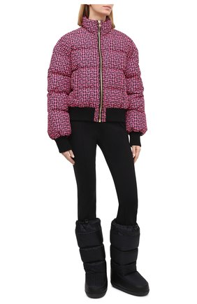 Женский пуховик balmain x rossignol BALMAIN фуксия цвета по цене 231000 руб., арт. WF2TP015/I731 | Фото 2 Женский пуховик balmain x rossignol BALMAIN фуксия цвета, арт. WF2TP015/I731 | Фото 2 (Рукава: Длинные; Длина (верхняя одежда): Короткие; Материал подклада: Синтетический материал; Материал утеплителя: Пух и перо; Материал внешний: Синтетический материал; Стили: Спорт-шик; Кросс-КТ: Куртка, Пуховик)