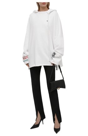 Женский хлопковое худи RAF SIMONS белого цвета по цене 56450 руб., арт. 212-W180-19004 | Фото 2 Женский хлопковое худи RAF SIMONS белого цвета, арт. 212-W180-19004 | Фото 2 (Женское Кросс-КТ: Худи-одежда; Рукава: Длинные; Длина (для топов): Удлиненные; Материал внешний: Хлопок; Стили: Спорт-шик)