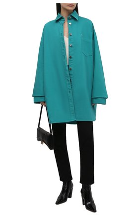Женская джинсовая рубашка RAF SIMONS бирюзового цвета по цене 65450 руб., арт. 212-W243-10032 | Фото 2 Женская джинсовая рубашка RAF SIMONS бирюзового цвета, арт. 212-W243-10032 | Фото 2 (Стили: Гранж; Кросс-КТ: Деним; Длина (для топов): Удлиненные; Рукава: Длинные; Материал внешний: Хлопок; Принт: Без принта; Женское Кросс-КТ: Рубашка-одежда)