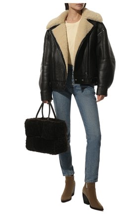 Женская дубленка ACNE STUDIOS коричневого цвета по цене 199500 руб., арт. A70087 | Фото 2 Женская дубленка ACNE STUDIOS коричневого цвета, арт. A70087 | Фото 2 (Рукава: Длинные; Длина (верхняя одежда): Короткие; Материал внешний: Натуральный мех; Стили: Гранж)