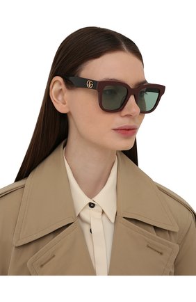 Женские солнцезащитные очки GUCCI бордового цвета по цене 29350 руб., арт. GG0998S 004 | Фото 2 Женские солнцезащитные очки GUCCI бордового цвета, арт. GG0998S 004 | Фото 2 (Тип очков: С/з; Очки форма: Квадратные; Оптика Гендер: оптика-женское)