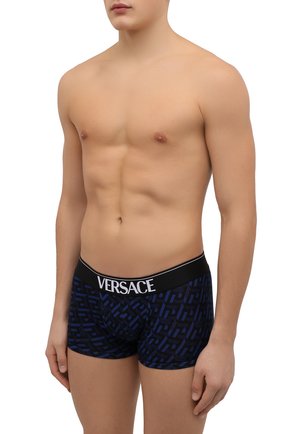 Мужские хлопковые боксеры VERSACE темно-синего цвета по цене 8220 руб., арт. 1000957/1A01879 | Фото 2 Мужские хлопковые боксеры VERSACE темно-синего цвета, арт. 1000957/1A01879 | Фото 2 (Материал внешний: Хлопок; Мужское Кросс-КТ: Трусы; Кросс-КТ: бельё)