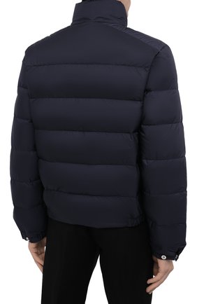 Мужская пуховая куртка PRADA синего цвета, арт. SGB112-1WQ9-F0124-192 | Фото 4 (Кросс-КТ: Куртка; Мужское Кросс-КТ: пуховик-короткий; Рукава: Длинные; Материал внешний: Синтетический материал; Длина (верхняя одежда): Короткие; Стили: Кэжуэл)