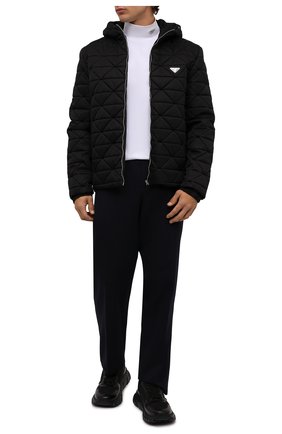 Мужская утепленная куртка PRADA черного цвета, арт. SGB805-1WQ8-F0002-202 | Фото 2 (Кросс-КТ: Куртка; Рукава: Длинные; Материал внешний: Синтетический материал; Мужское Кросс-КТ: утепленные куртки; Длина (верхняя одежда): Короткие; Стили: Кэжуэл)