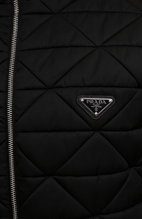 Мужская утепленная куртка PRADA черного цвета, арт. SGB805-1WQ8-F0002-202 | Фото 5 (Кросс-КТ: Куртка; Рукава: Длинные; Материал внешний: Синтетический материал; Мужское Кросс-КТ: утепленные куртки; Длина (верхняя одежда): Короткие; Стили: Кэжуэл)