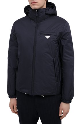 Мужская пуховая куртка PRADA темно-синего цвета, арт. SGN955-1WQ9-F0124-191 | Фото 3 (Кросс-КТ: Куртка; Рукава: Длинные; Материал внешний: Синтетический материал; Мужское Кросс-КТ: Куртка-верхняя одежда; Длина (верхняя одежда): Короткие; Стили: Кэжуэл)