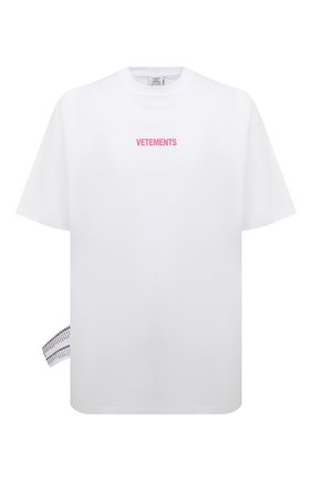 Мужская хлопковая футболка VETEMENTS белого цвета по цене 29950 руб., арт. UE52TR120W 1602/M | Фото 1 Мужская хлопковая футболка VETEMENTS белого цвета, арт. UE52TR120W 1602/M | Фото 1 (Материал внешний: Хлопок; Длина (для топов): Удлиненные; Принт: С принтом; Стили: Гранж, Спорт-шик; Рукава: Короткие)
