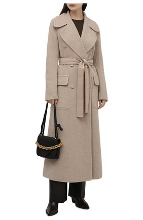 Женское кашемировое пальто CHLOÉ бежевого цвета по цене 361500 руб., арт. CHC21WMA05075 | Фото 2 Женское кашемировое пальто CHLOÉ бежевого цвета, арт. CHC21WMA05075 | Фото 2 (Материал внешний: Шерсть, Кашемир; Рукава: Длинные; Длина (верхняя одежда): Длинные; 1-2-бортные: Двубортные; Стили: Кэжуэл)