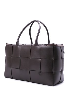 Мужская кожаная дорожная сумка arco BOTTEGA VENETA темно-коричневого цвета по цене 282000 руб., арт. 680135/VB1K1 | Фото 4 Мужская кожаная дорожная сумка arco BOTTEGA VENETA темно-коричневого цвета, арт. 680135/VB1K1 | Фото 4 (Материал: Натуральная кожа; Ремень/цепочка: На ремешке; Размер: large)