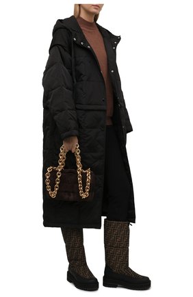 Женские текстильные сапоги FENDI коричневого цвета по цене 105000 руб., арт. 8U8182 AHGK | Фото 2 Женские текстильные сапоги FENDI коричневого цвета, арт. 8U8182 AHGK | Фото 2 (Подошва: Платформа; Высота голенища: Средние; Материал утеплителя: Натуральный мех; Материал внешний: Текстиль; Каблук высота: Низкий; Каблук тип: Устойчивый)