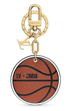 Мужской кожаный брелок basketball lv x nba LOUIS VUITTON коричневого цвета по цене 35000 руб., арт. MP3038 | Фото 1 Мужской кожаный брелок basketball lv x nba LOUIS VUITTON коричневого цвета, арт. MP3038 | Фото 1 (Материал: Кожа)