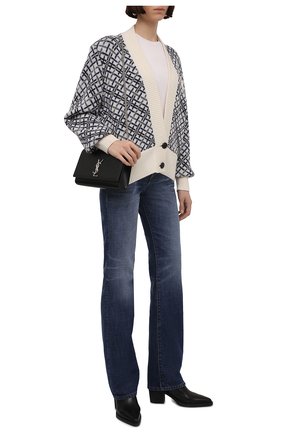 Женский шерстяной кардиган SAINT LAURENT разноцветного цвета по цене 94950 руб., арт. 673743/Y75GN | Фото 2 Женский шерстяной кардиган SAINT LAURENT разноцветного цвета, арт. 673743/Y75GN | Фото 2 (Длина (для топов): Стандартные; Материал внешний: Шерсть; Рукава: Длинные; Стили: Кэжуэл; Женское Кросс-КТ: кардиган-трикотаж)