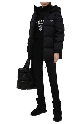 Женские замшевые сапоги PRADA черного цвета по цене 99000 руб., арт. 1U706M-1A6-F0002-020 | Фото 2 Женские замшевые сапоги PRADA черного цвета, арт. 1U706M-1A6-F0002-020 | Фото 2 (Каблук тип: Устойчивый; Материал внешний: Кожа, Замша; Материал утеплителя: Шерсть, Натуральный мех; Каблук высота: Без каблука; Высота голенища: Низкие)