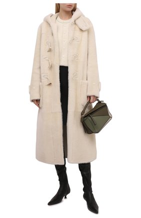 Женская шуба из овчины RALPH LAUREN кремвого цвета по цене 590000 руб., арт. 290858118 | Фото 2 Женская шуба из овчины RALPH LAUREN кремвого цвета, арт. 290858118 | Фото 2 (Длина (верхняя одежда): Длинные; Материал внешний: Натуральный мех; Рукава: Длинные; Стили: Гламурный; Женское Кросс-КТ: Мех)