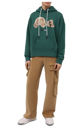 Мужской хлопковое худи PALM ANGELS зеленого цвета по цене 72000 руб., арт. PMBB058F21FLE0125760 | Фото 2 Мужской хлопковое худи PALM ANGELS зеленого цвета, арт. PMBB058F21FLE0125760 | Фото 2 (Длина (для топов): Стандартные; Рукава: Длинные; Материал внешний: Хлопок; Мужское Кросс-КТ: Худи-одежда; Принт: С принтом; Стили: Спорт-шик; Региональные ограничения белый список (Axapta Mercury): RU)