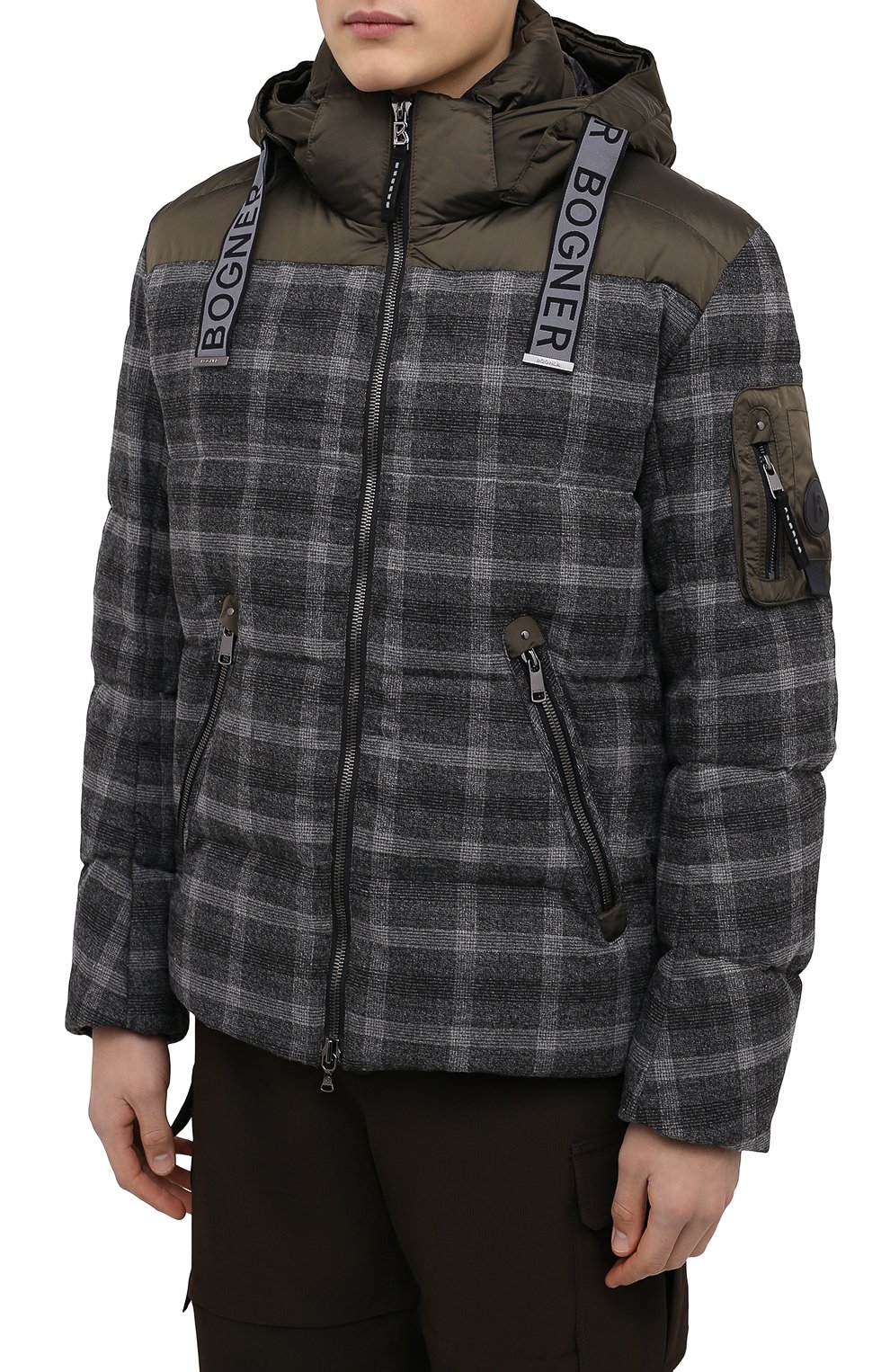 Мужская пуховая куртка BOGNER темно-серого цвета, арт. 38366929 | Фото 3 (Кросс-КТ: Куртка; Материал внешний: Шерсть, Синтетический материал; Рукава: Длинные; Мужское Кросс-КТ: Куртка-верхняя одежда; Материал подклада: Синтетический материал; Длина (верхняя одежда): Короткие; Материал утеплителя: Пух и перо; Стили: Кэжуэл)