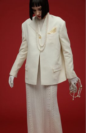 Женское колье SAINT LAURENT кремвого цвета по цене 84550 руб., арт. 671650/Y1526 | Фото 5 Женское колье SAINT LAURENT кремвого цвета, арт. 671650/Y1526 | Фото 5 (Материал: Металл)