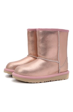 Детские угги classic ii metal UGG розового цвета по цене 15900 руб., арт. 1123663K_RGL | Фото 1 Детские угги classic ii metal UGG розового цвета, арт. 1123663K_RGL | Фото 1 (Материал утеплителя: Натуральный мех, Шерсть; Материал внешний: Замша; Обувь девочки: Обувь девочки)