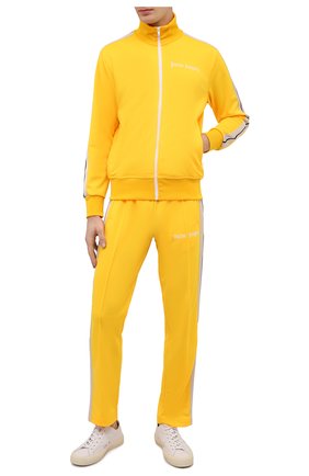 Мужские брюки PALM ANGELS желтого цвета, арт. PMCA007F21FAB0021801 | Фото 2 (Материал внешний: Синтетический материал; Длина (брюки, джинсы): Стандартные; Случай: Повседневный; Стили: Спорт-шик)