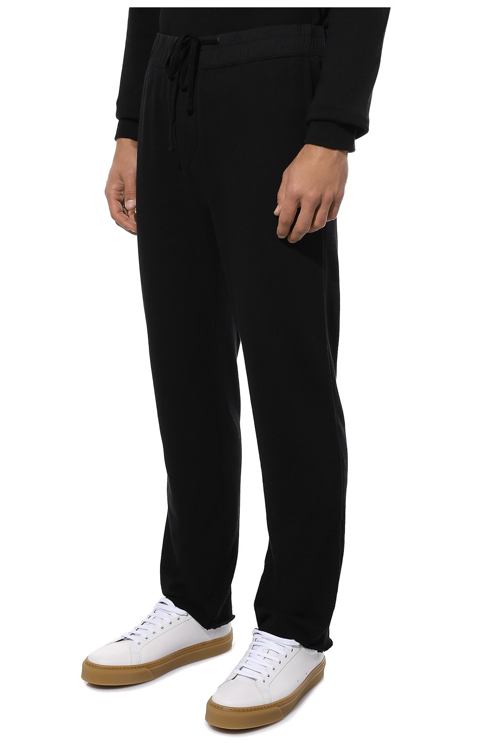 Мужские хлопковые брюки JAMES PERSE черного цвета, арт. MXA1352 | Фото 3 (Длина (брюки, джинсы): Стандартные; Случай: Повседневный; Материал внешний: Хлопок; Стили: Спорт-шик)