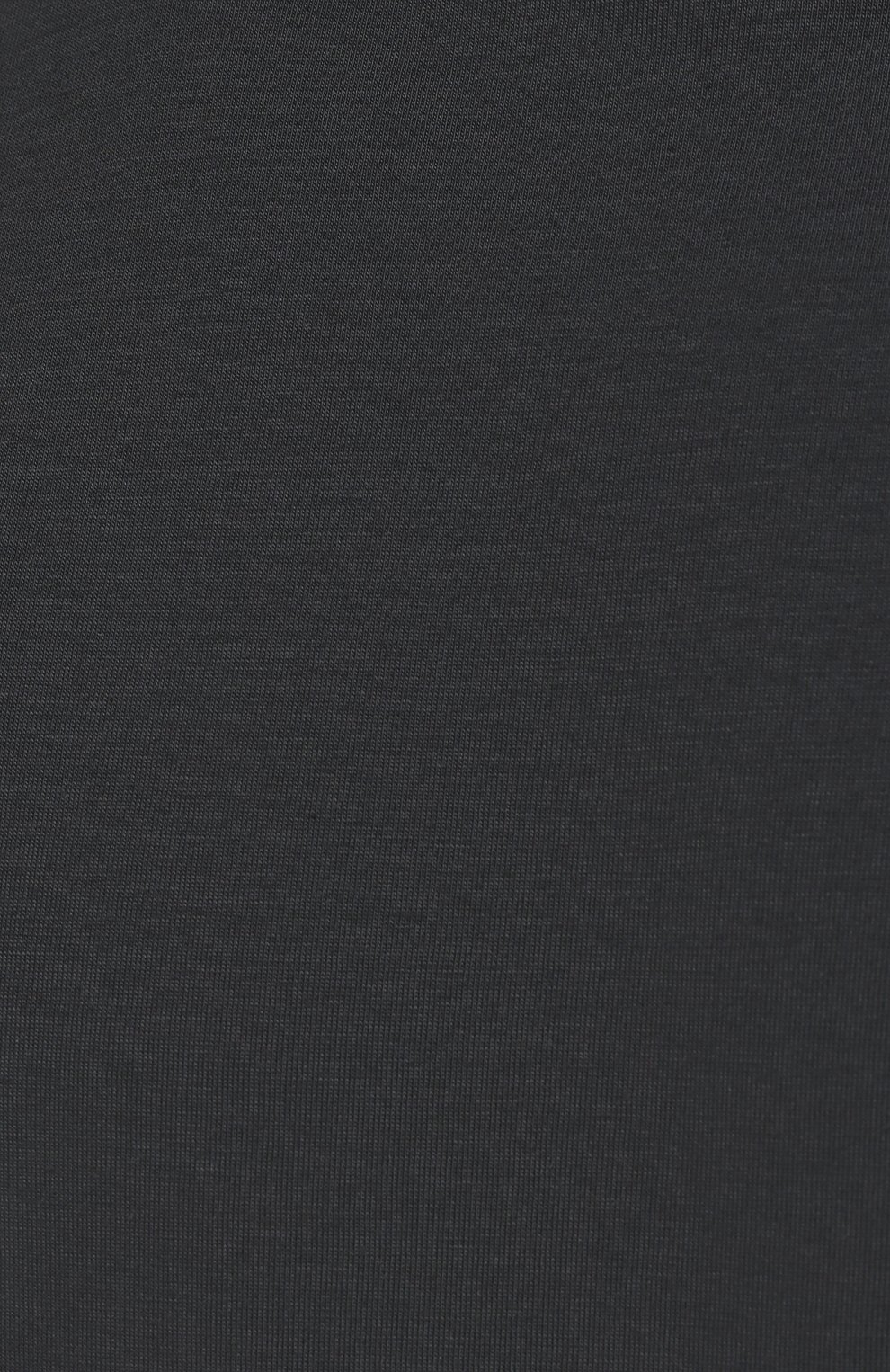 темно ряд. темно ряд. круги в ряд. кресла в театре. темный проход.