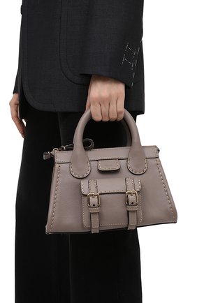 Женская сумка edith small CHLOÉ бежевого цвета по цене 109000 руб., арт. CHC21WS451F43 | Фото 2 Женская сумка edith small CHLOÉ бежевого цвета, арт. CHC21WS451F43 | Фото 2 (Ремень/цепочка: На ремешке; Размер: small; Материал: Натуральная кожа; Сумки-технические: Сумки top-handle)