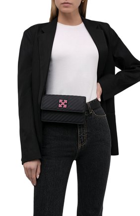 Женская поясная сумка 0.8 jitney OFF-WHITE черного цвета по цене 94400 руб., арт. 0WNT002F21LEA003 | Фото 2 Женская поясная сумка 0.8 jitney OFF-WHITE черного цвета, арт. 0WNT002F21LEA003 | Фото 2 (Материал: Натуральная кожа; Размер: mini; Стили: Кэжуэл)