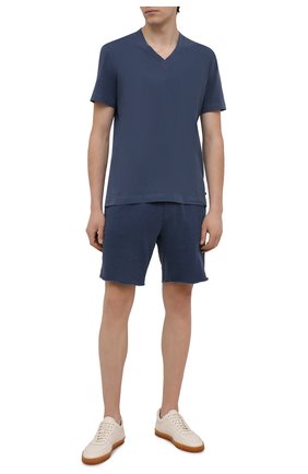 Мужская хлопковая футболка JAMES PERSE синего цвета, арт. MLJ3352 | Фото 2 (Длина (для топов): Стандартные; Материал внешний: Хлопок; Рукава: Короткие; Принт: Без принта; Стили: Кэжуэл)