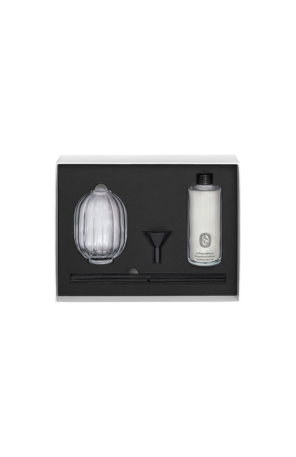 Тростниковый диффузор baies (200ml) DIPTYQUE бесцветного цвета по цене 27450 руб., арт. 3700431432469 | Фото 2 Тростниковый диффузор baies (200ml) DIPTYQUE бесцветного цвета, арт. 3700431432469 | Фото 2 (Ограничения доставки: flammable)