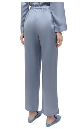 Женская шелковая пижама LUNA DI SETA голубого цвета, арт. VLST08007 | Фото 5 (Материал внешний: Шелк; Рукава: Длинные; Длина Ж (юбки, платья, шорты): Мини; Длина (брюки, джинсы): Стандартные; Длина (для топов): Стандартные)