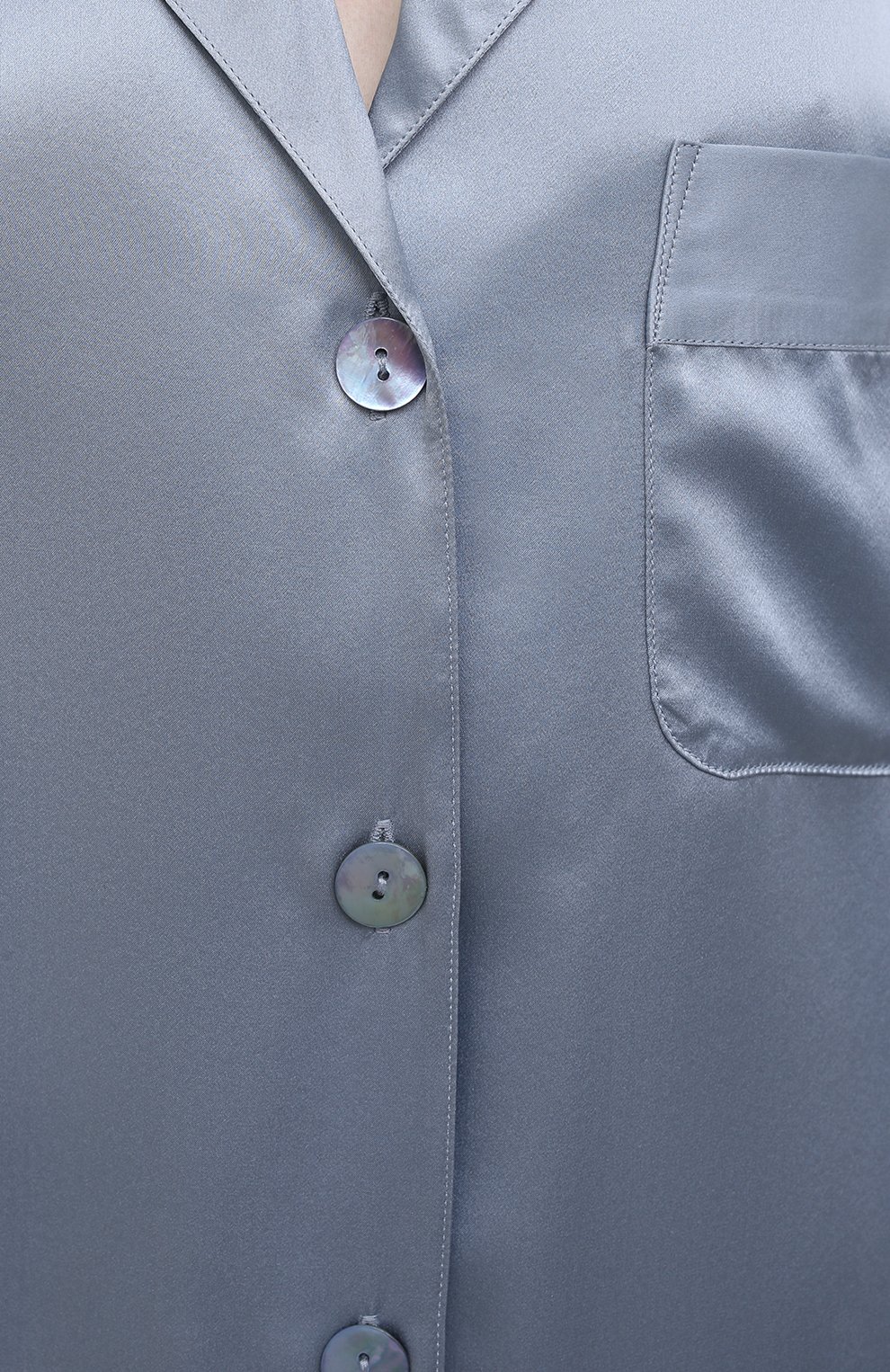 Женская шелковая пижама LUNA DI SETA голубого цвета, арт. VLST08007 | Фото 6 (Материал внешний: Шелк; Рукава: Длинные; Длина Ж (юбки, платья, шорты): Мини; Длина (брюки, джинсы): Стандартные; Длина (для топов): Стандартные)